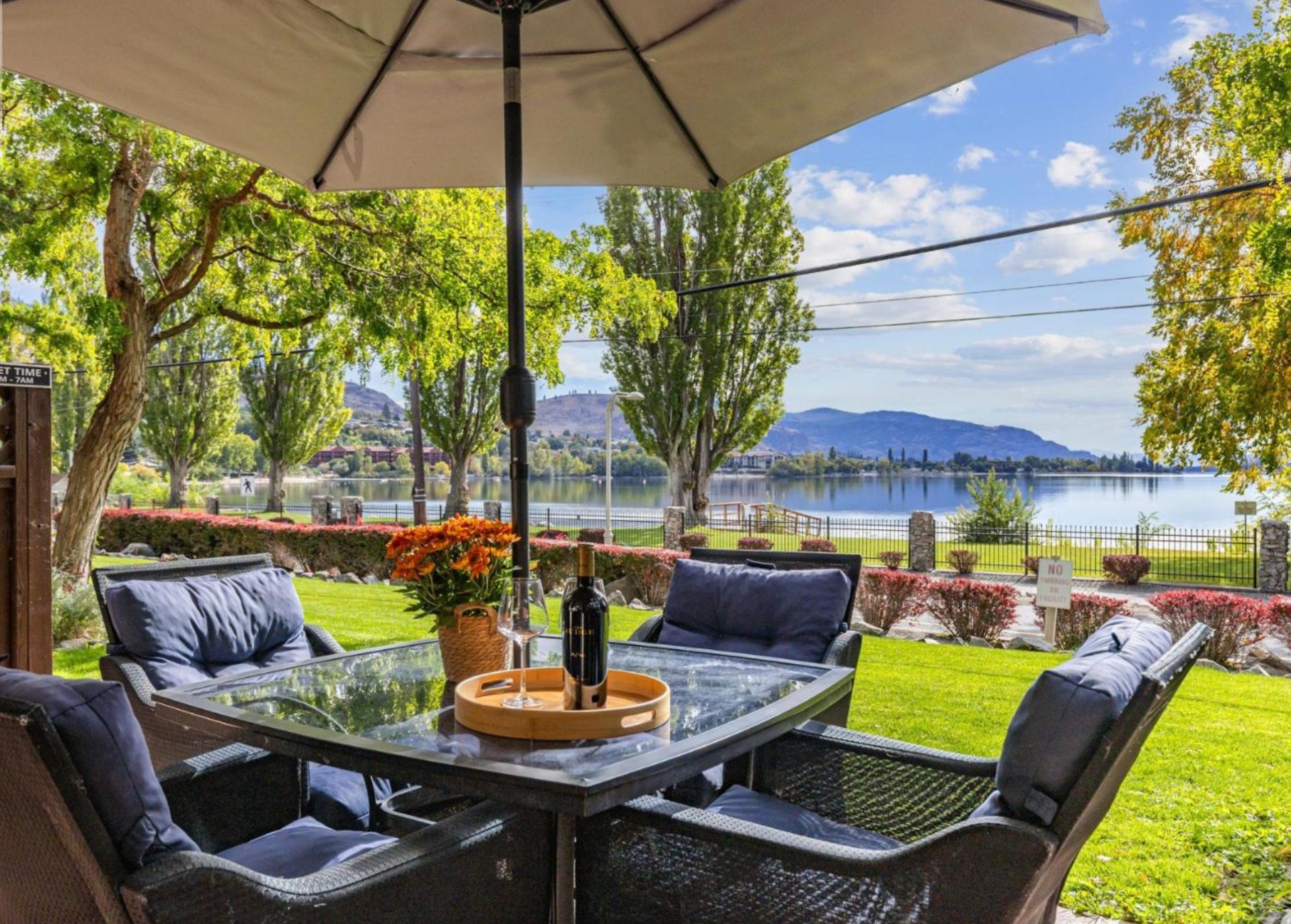 #104 – 5401 Lakeshore Drive